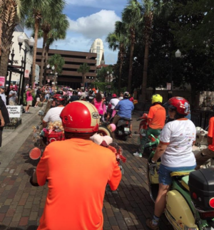 Vespa Orlando Scooters 4 Hooters 2017